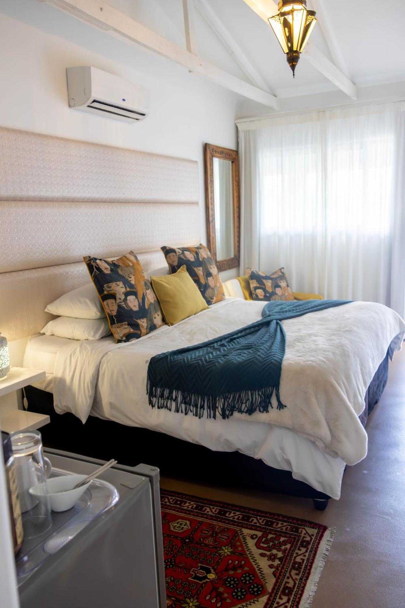 The Rez Guesthouse Walvis Bay Exterior photo